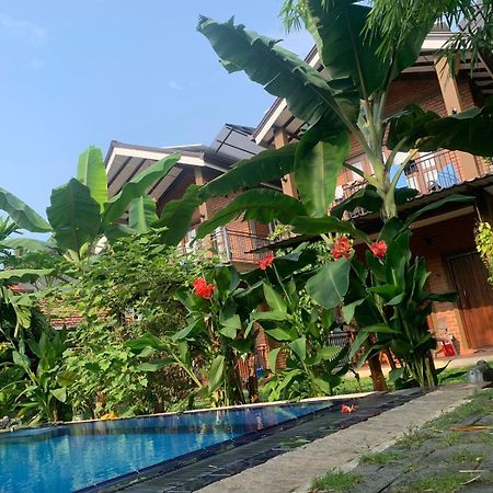 Millet'S Food Company And Cooking Center Hotel Negombo Exterior foto